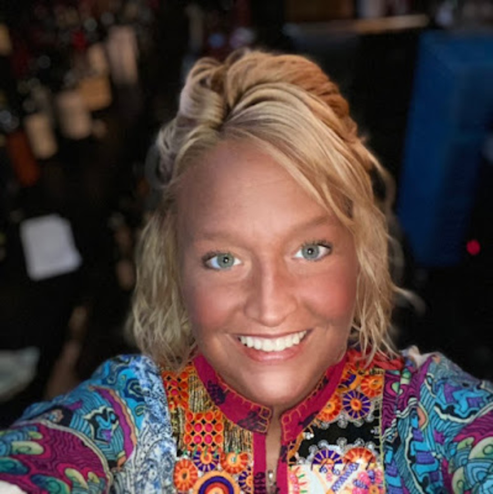 Meet your Posher, Kelly